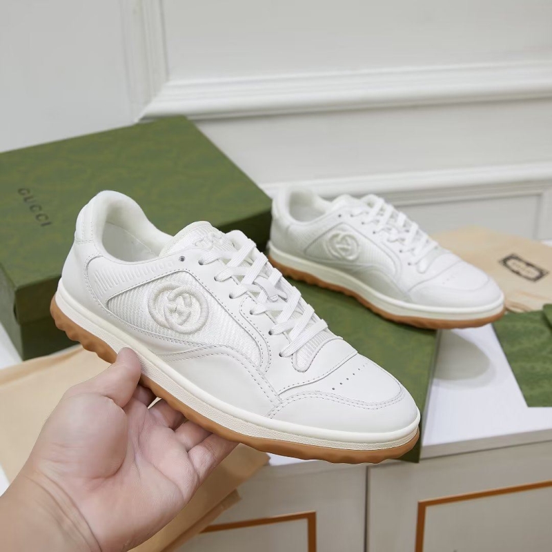 G*u*i casual shoes